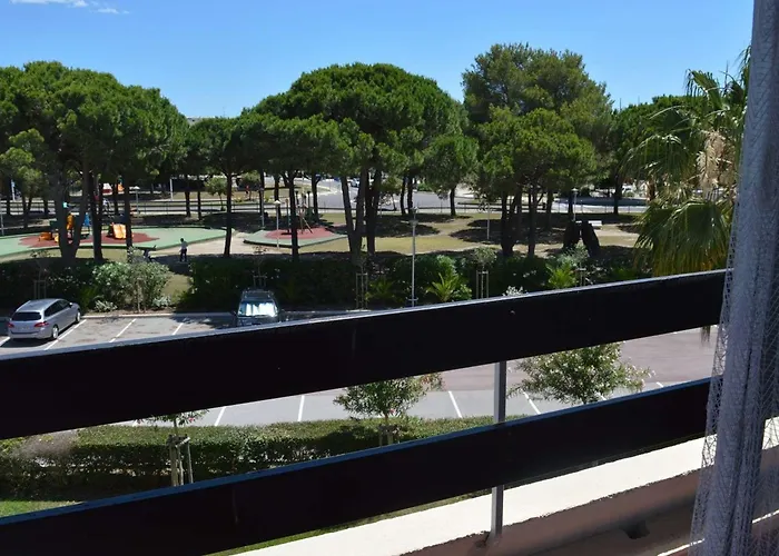 4 Pers. Avec Balcon, Piscine, Parking, Acces Direct - Grau-du-roi - Fr-1-250-157 Le Grau-du-Roi